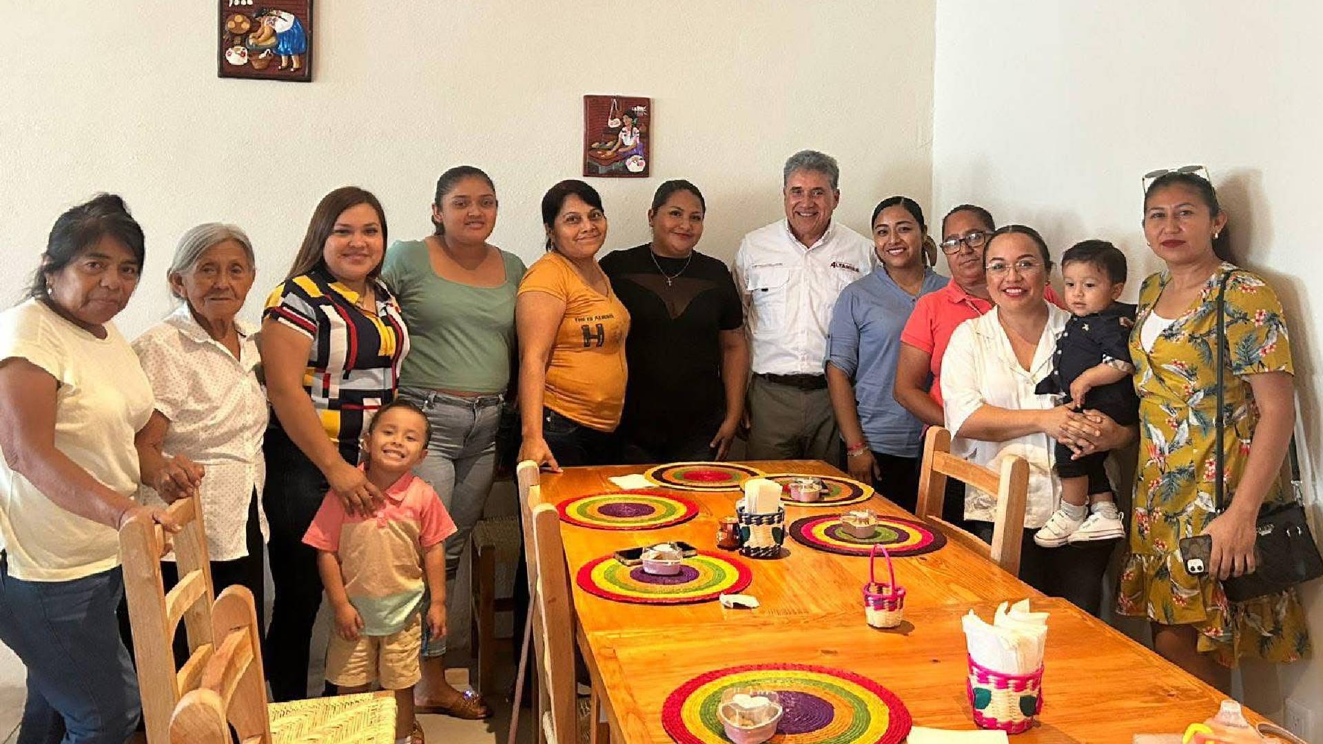 Armando Martínez reconoce labor de madres altamirenses