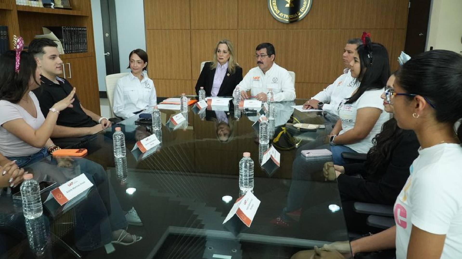 Estudiantes de la UAT participarán en programa internacional de Disney