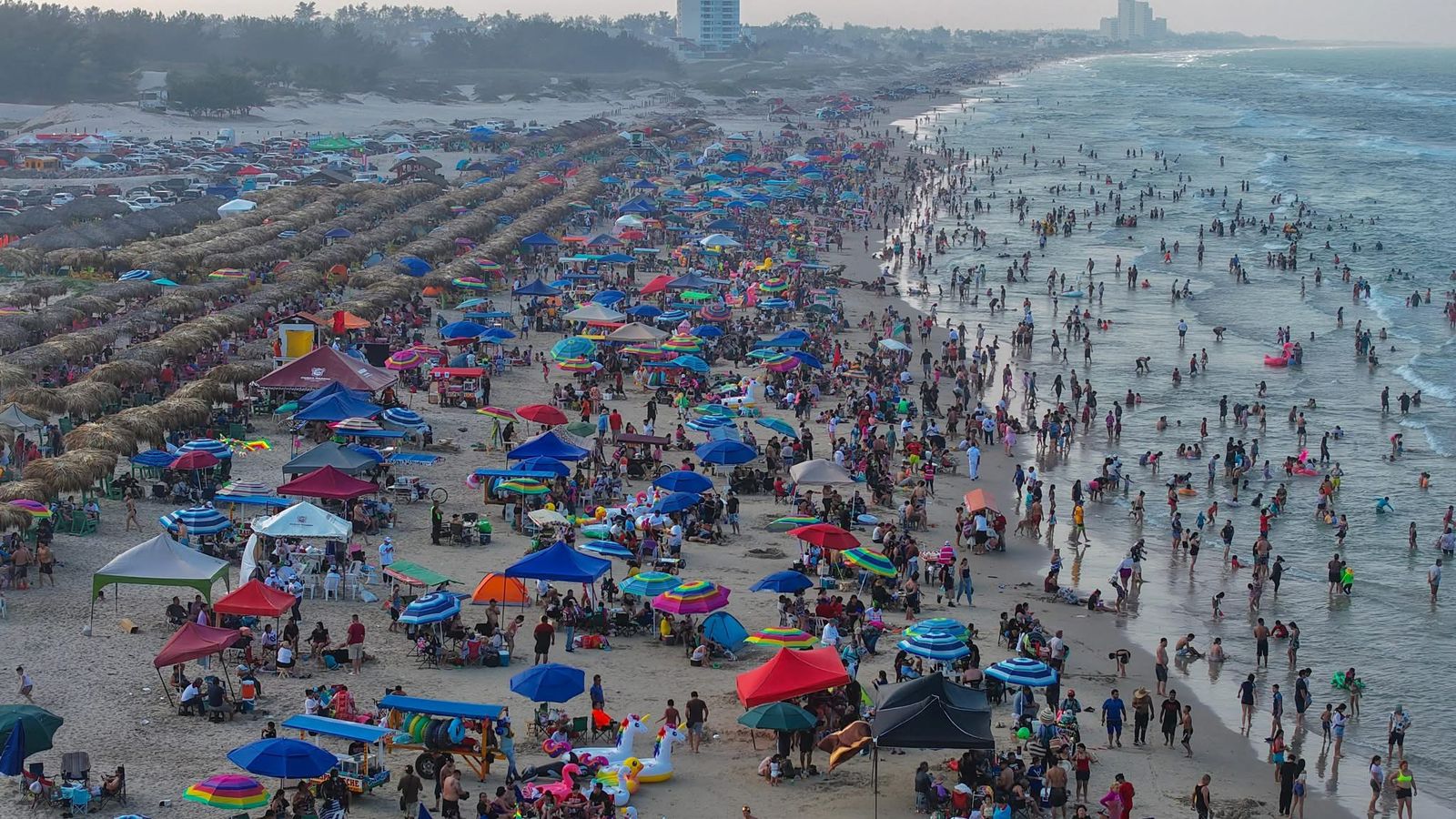 Más de 116 mil turistas visitaron Playa Miramar este fin de semana