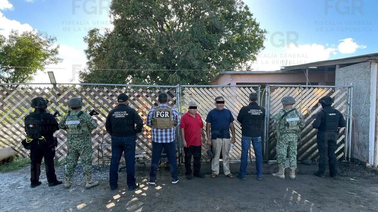 Aseguran mil 800 litros de huachicol en San Fernando; caen dos hombres