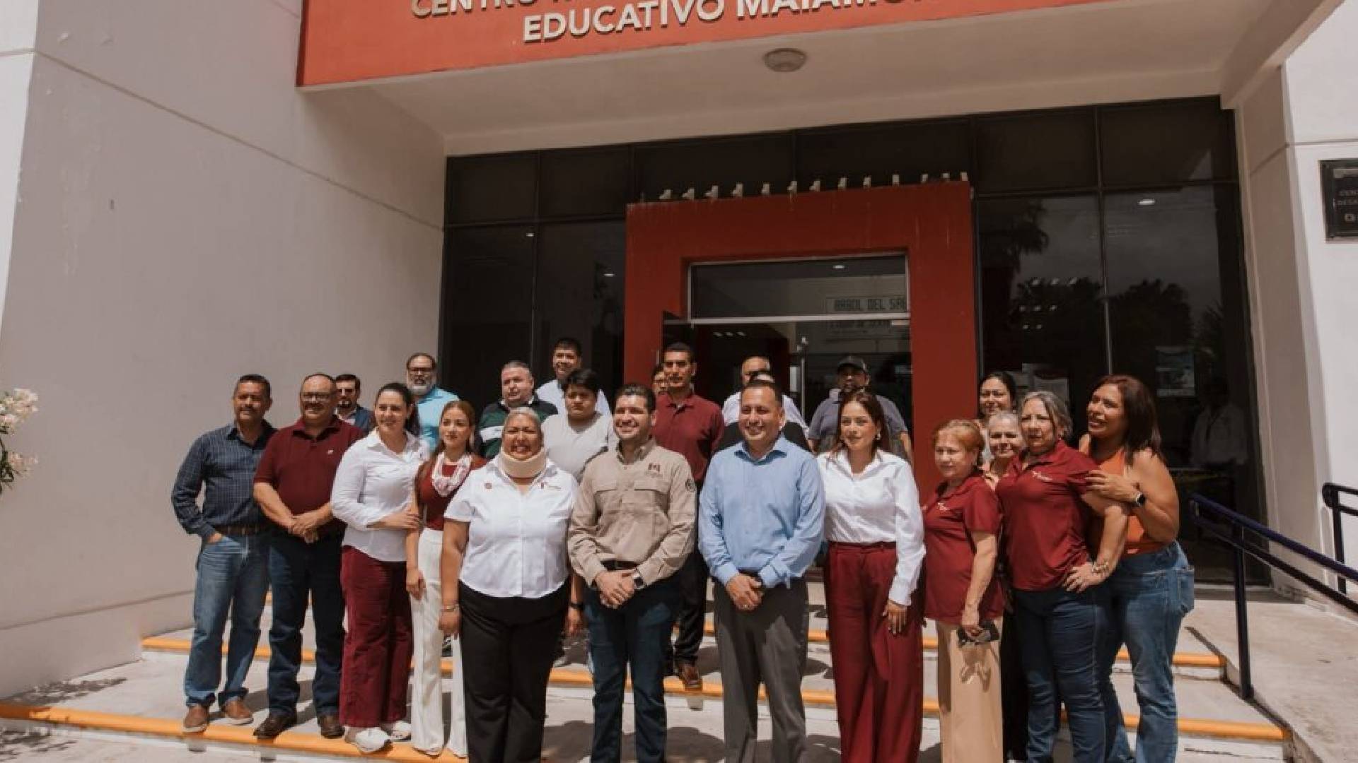 Beto Granados fortalece la coordinación con autoridades educativas estatales durante visita al CREDE Matamoros