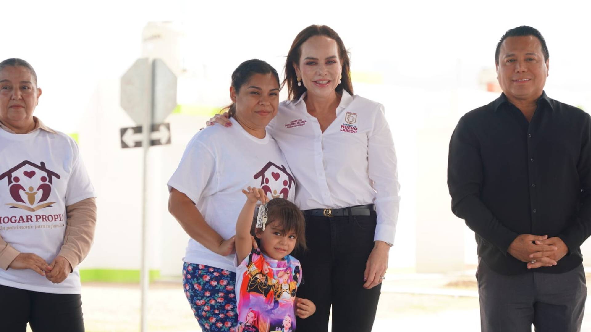 Gobierno de Carmen Lilia Canturosas transforma vida de mujeres jefas de familia con viviendas dignas