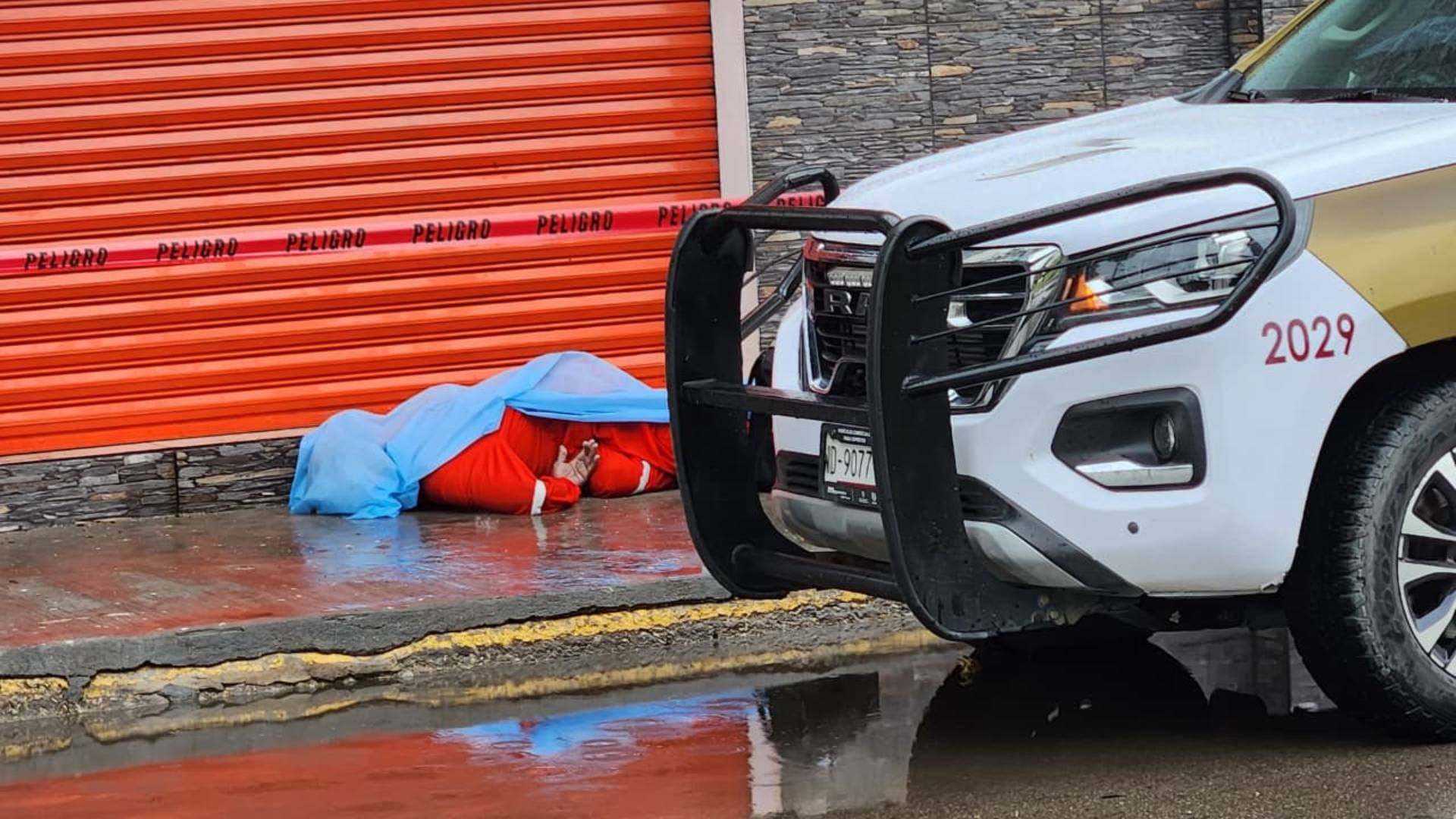 Hombre se desvanece y muere en calles de Ciudad Madero