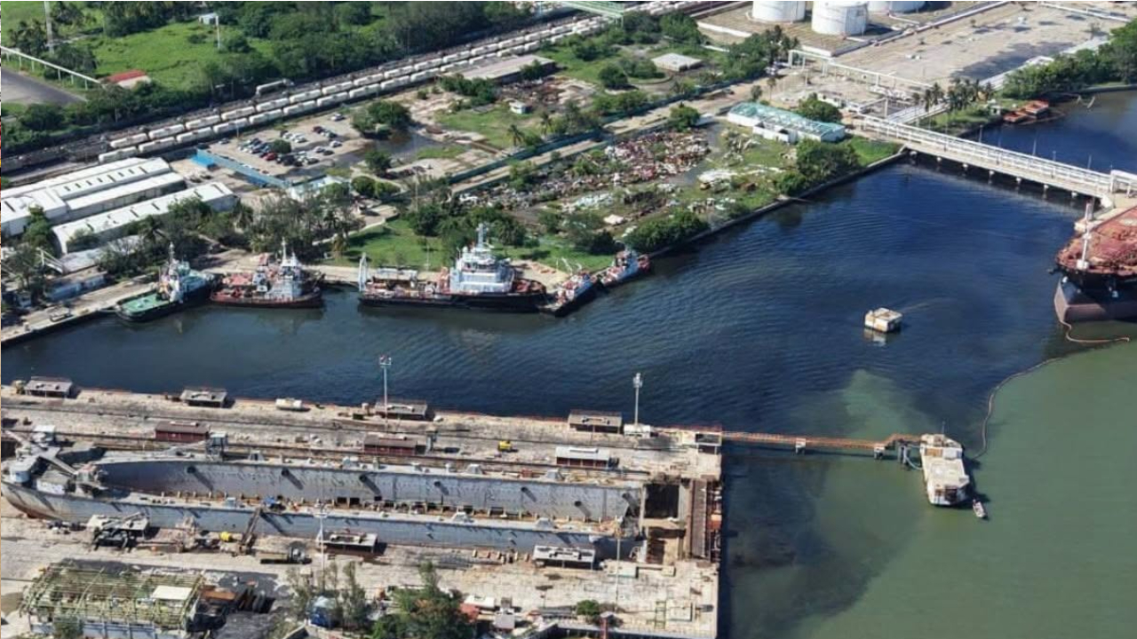 ¿Playa Miramar contaminada por hidrocarburo en el río Pánuco?
