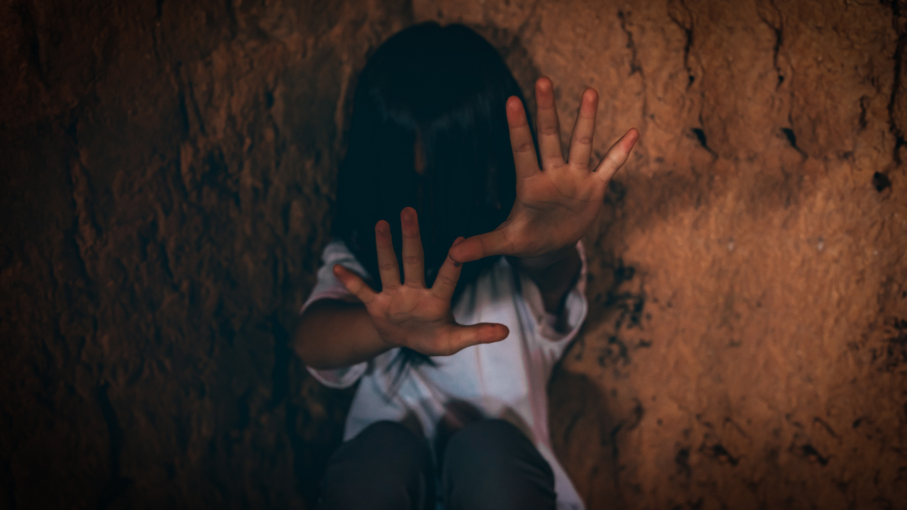 Dan 22 años de cárcel a mujer que prostituyó a su hija desde los 12 años