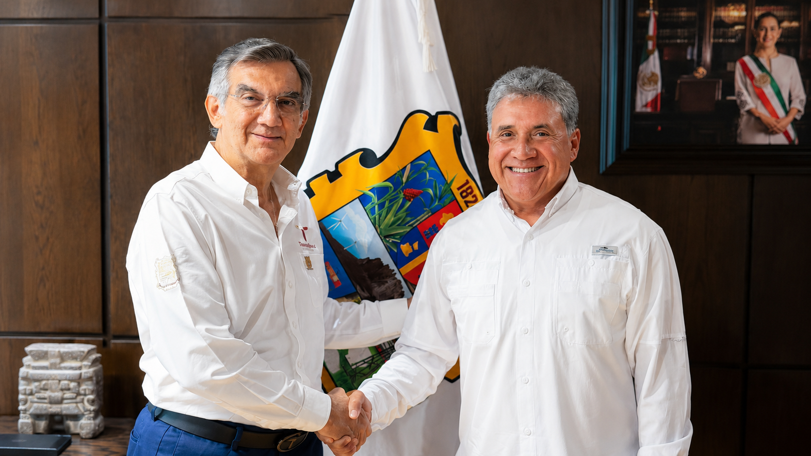 Américo Villarreal reconoce trabajo de Armando Martínez en Altamira