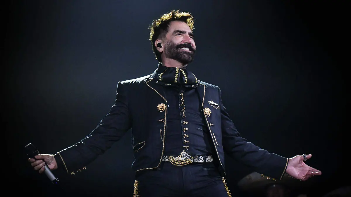 Alejandro Fernández cantará el Himno Nacional en inauguración del Mundial