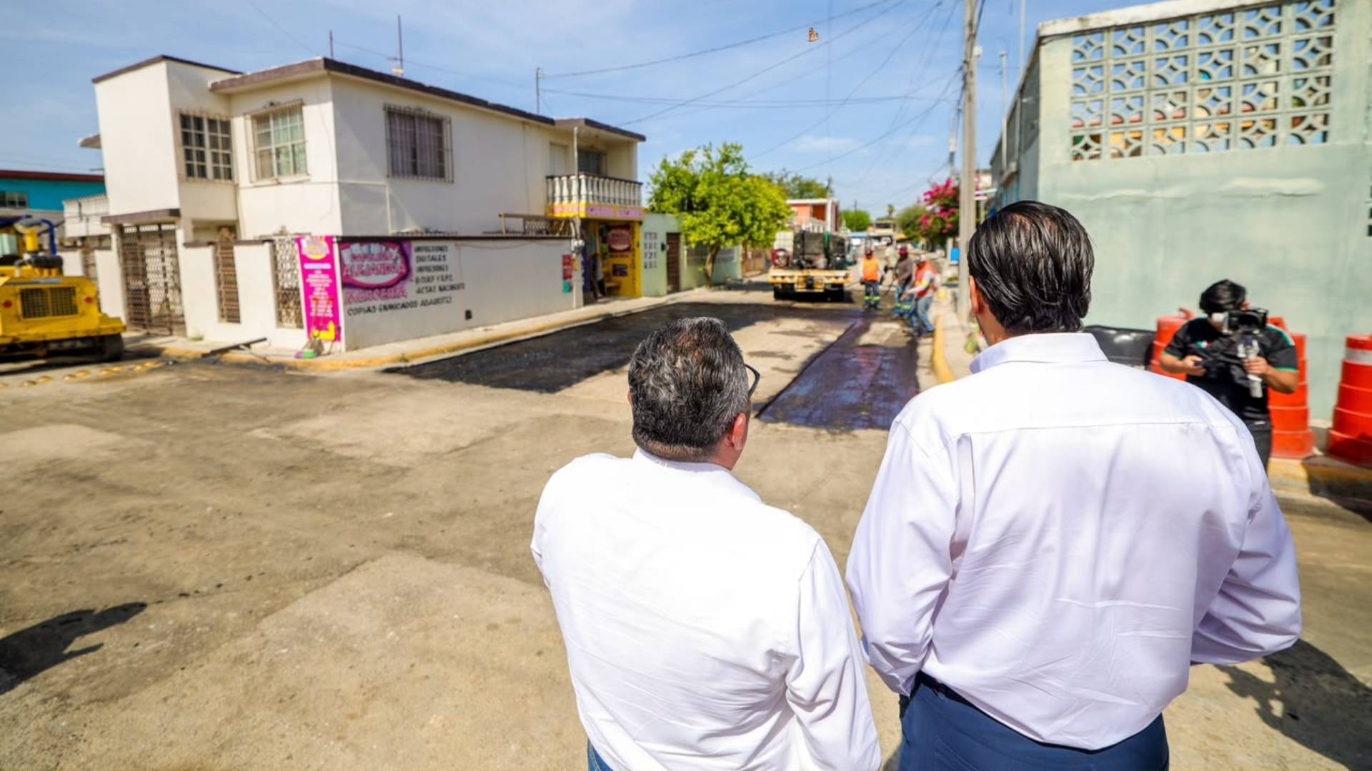 Eduardo López Arias impulsa rehabilitación de calles en la colonia Narciso Mendoza en Reynosa