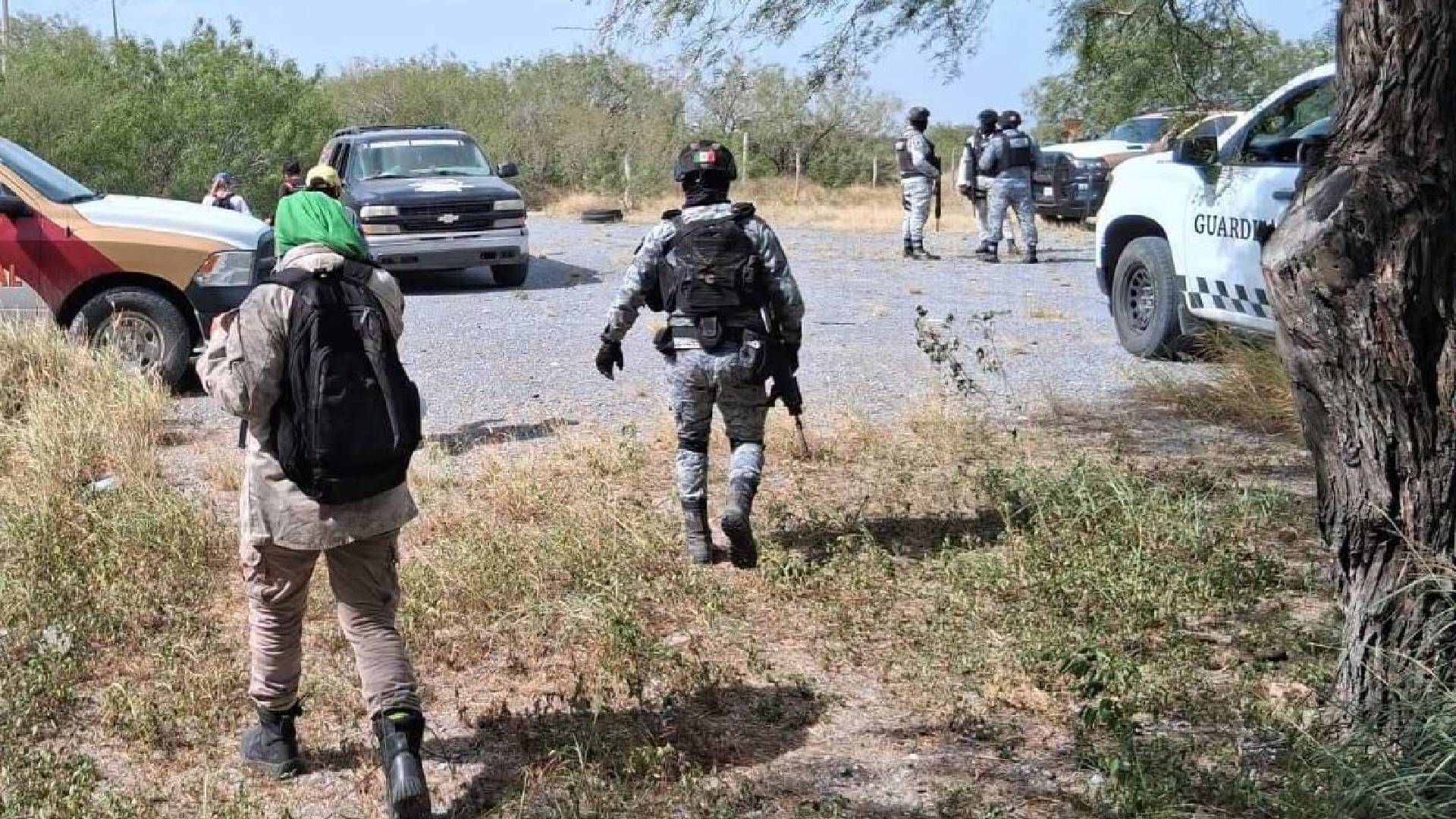 Hallan dos tambos con restos humanos en Brecha El Becerro, Reynosa