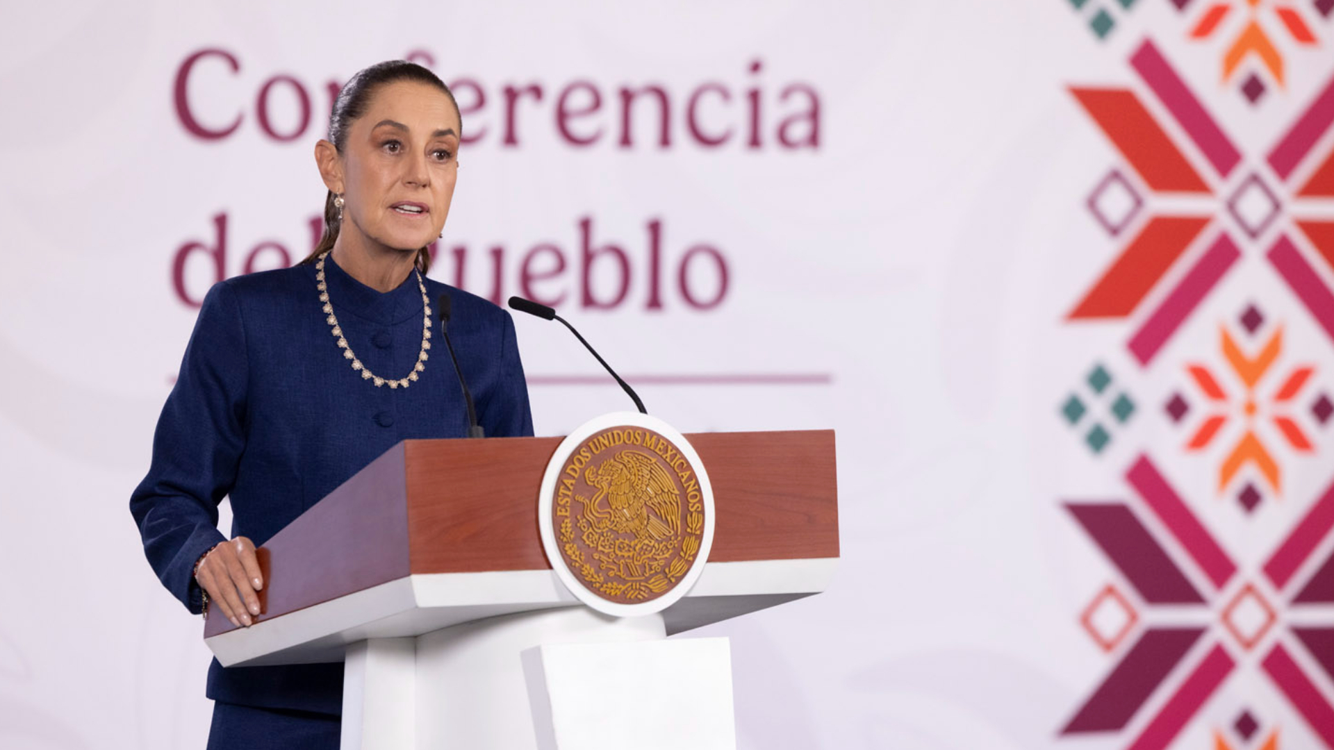 Sheinbaum se pronuncia sobre detención del exdirector de Pemex