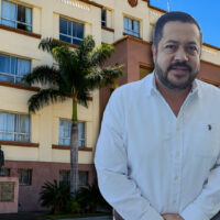 Con la convocatoria también tendrían que renunciar los aspirantes a candidaturas: Rómulo Pérez